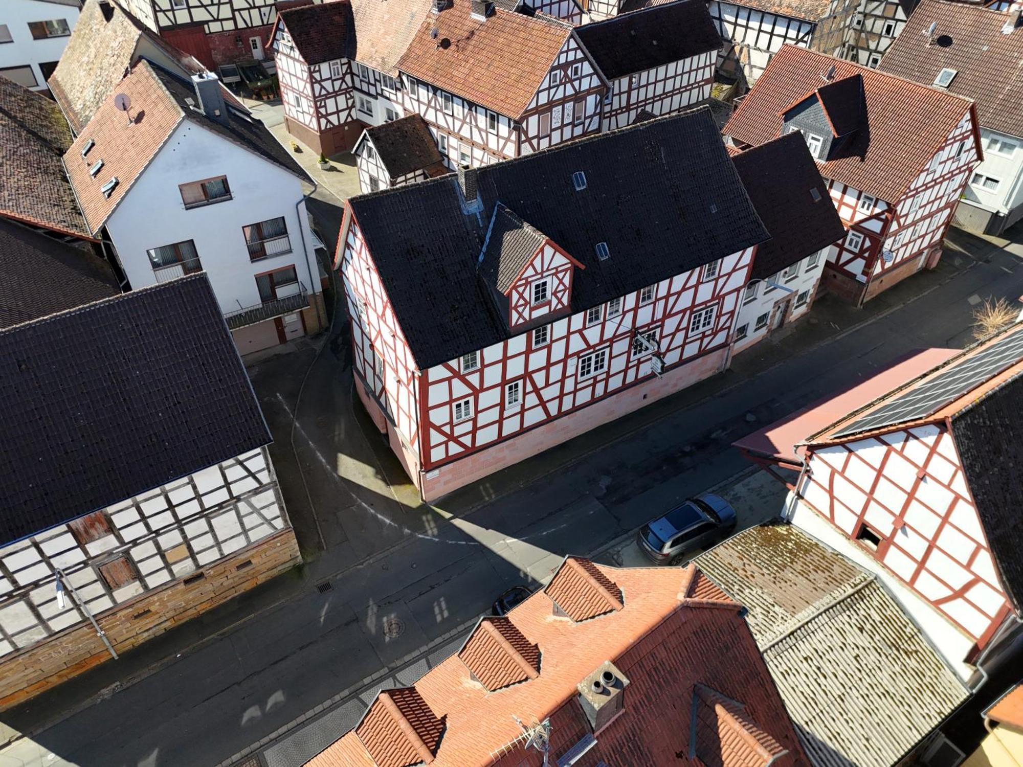 Zur Goldenen Krone Pension Stadtallendorf Exterior photo